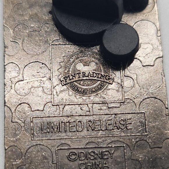 Disney Pin Trading Figment Black and White Dumbo Snapshot 2011 Limited Release - Picture 3 of 4